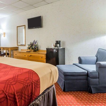 Econo Lodge Stewart International Airport New Windsor Dış mekan fotoğraf