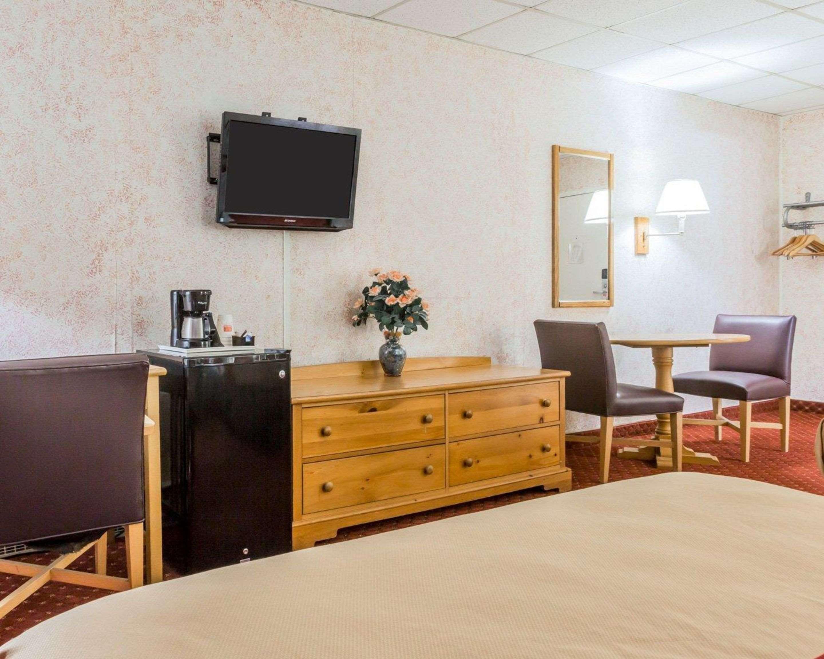 Econo Lodge Stewart International Airport New Windsor Dış mekan fotoğraf