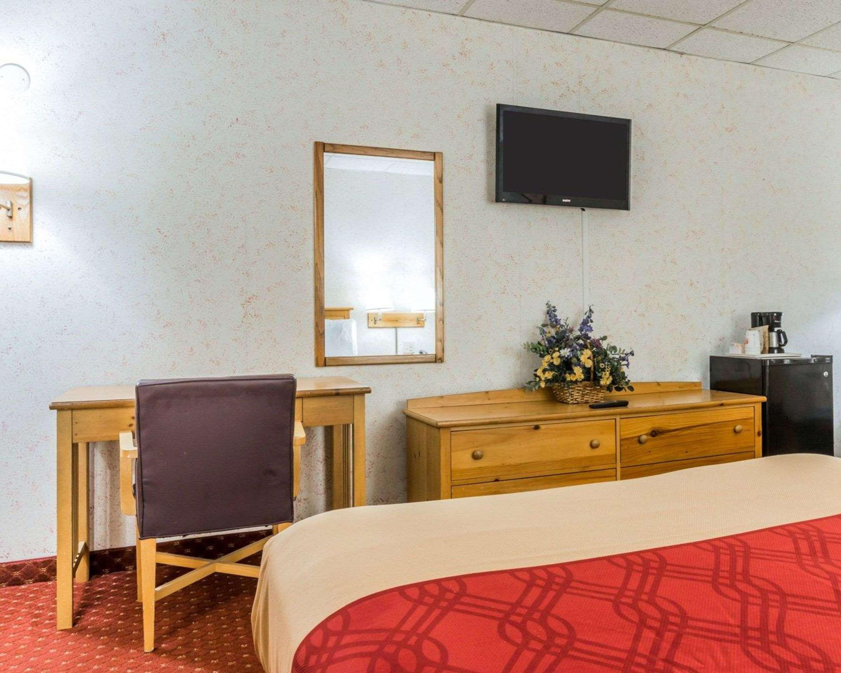 Econo Lodge Stewart International Airport New Windsor Dış mekan fotoğraf
